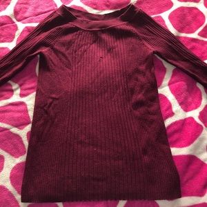 Maroon rue 21 shirt